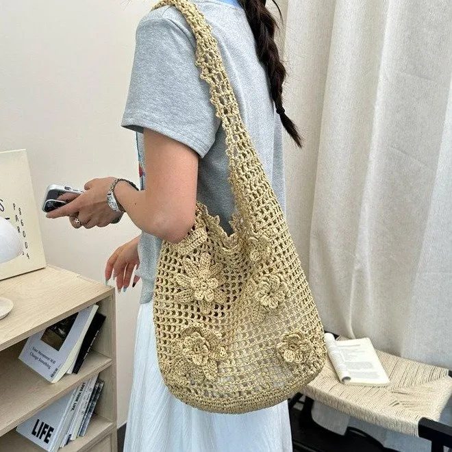 Tas Selempang Wanita Bahan PU Sintetis Motif Polkadot Warna Hitam Tali Rantai Grosir Import