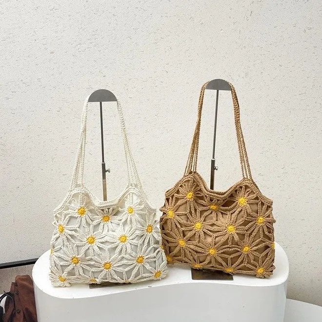 Tas Selempang Wanita Bahan PU Sintetis Motif Polkadot Warna Hitam Tali Rantai Grosir Import