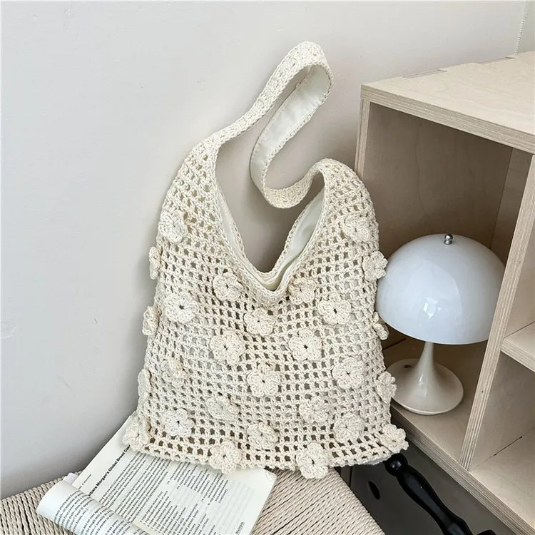 Tas Selempang Wanita Bahan PU Sintetis Motif Polkadot Warna Hitam Tali Rantai Grosir Import