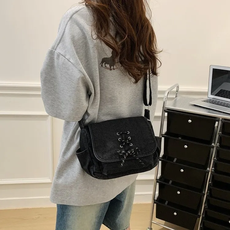 Tas Selempang Wanita Bahan PU Sintetis Polos Warna Hitam Tali Rantai Grosir Import