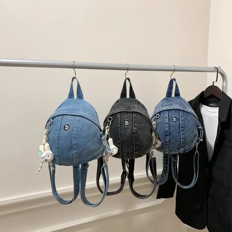 Tas Selempang Wanita Bahan PU Sintetis Polos Warna Hitam Tali Rantai Grosir Import
