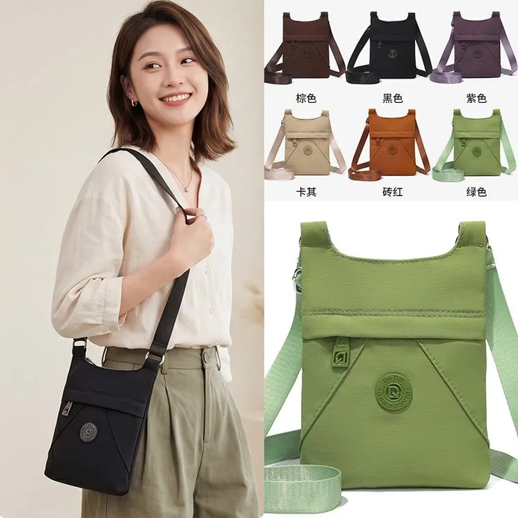 Tas Selempang Wanita Bahan Nylon Polos Warna Hitam Tali Rantai Grosir Import