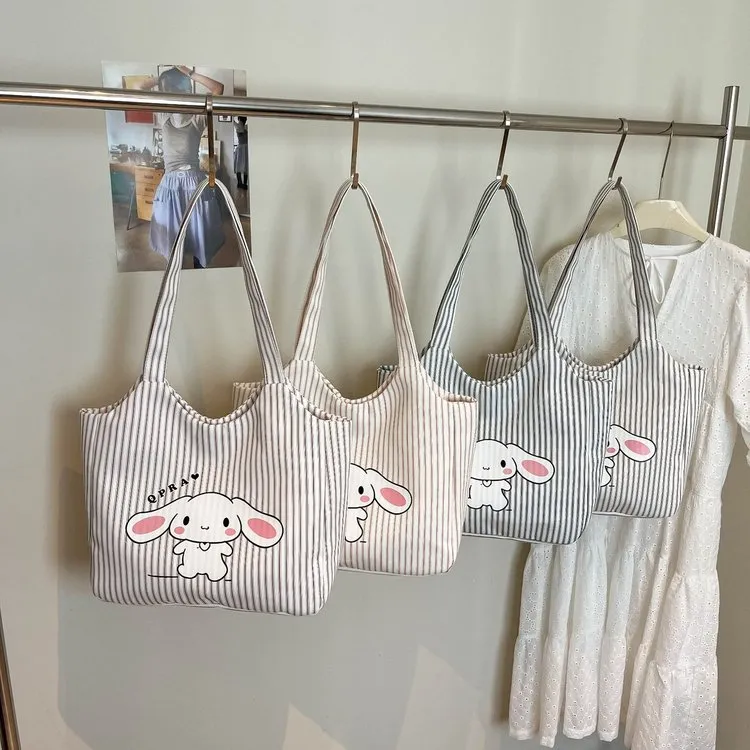 Tas Selempang Wanita Bahan PU Sintetis Tekstur Halus Grosir