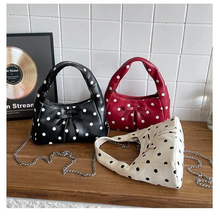 Tas Selempang Wanita Bahan PU Sintetis Polos Warna Hitam Tali Rantai Grosir Import
