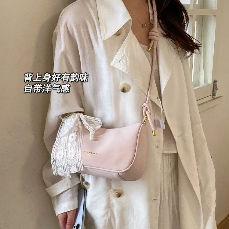 Tas Selempang Wanita Bahan PU Sintetis Tekstur Halus Grosir