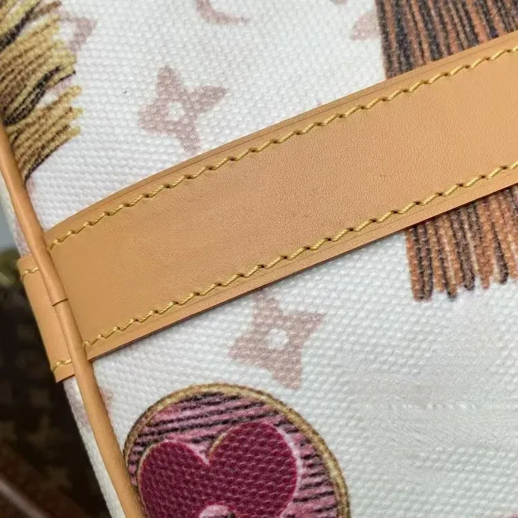 Tas Selempang Wanita Bahan PU Sintetis Motif Print Warna Putih Bentuk Kotak Tali untuk Jualan