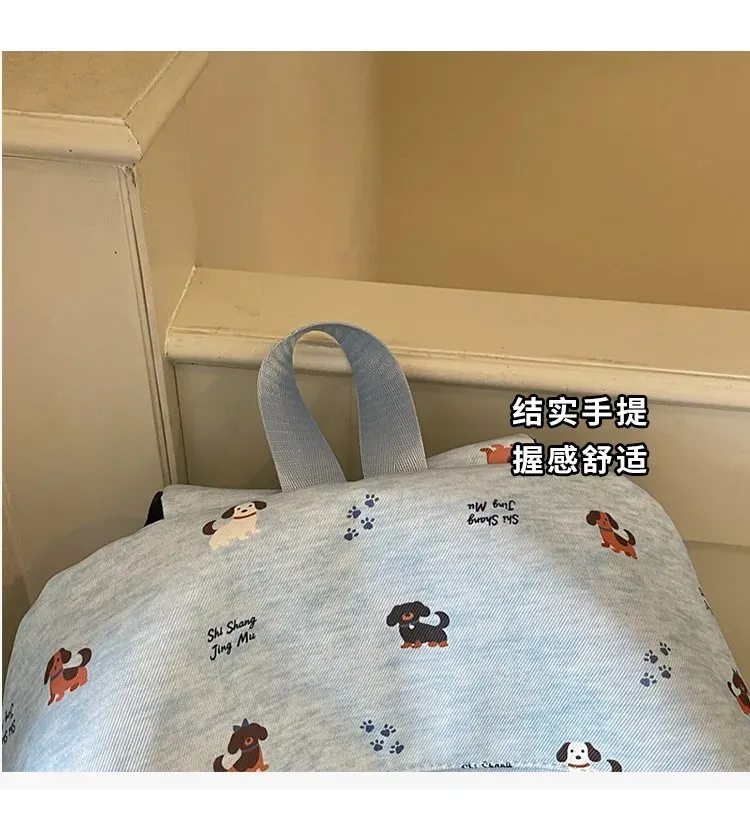 Tas Ransel Wanita Bahan Kain Motif Print Warna Biru Bentuk Kotak Tali Lebar Dengan Gantungan