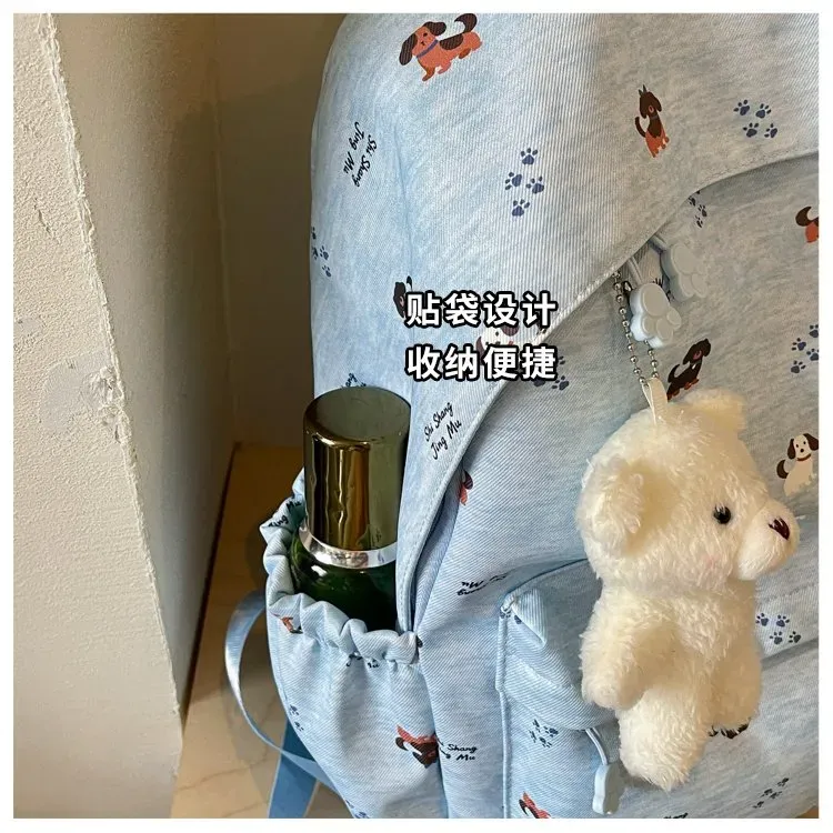 Tas Ransel Wanita Bahan Kain Motif Print Warna Biru Bentuk Kotak Tali Lebar Dengan Gantungan