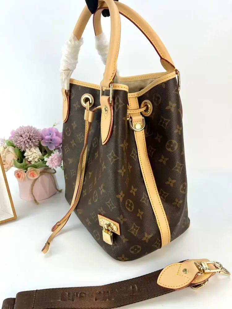 Tas Bucket Wanita Bahan PU Sintetis Motif Print Bentuk Bucket Tali Panjang untuk Kerja Grosir