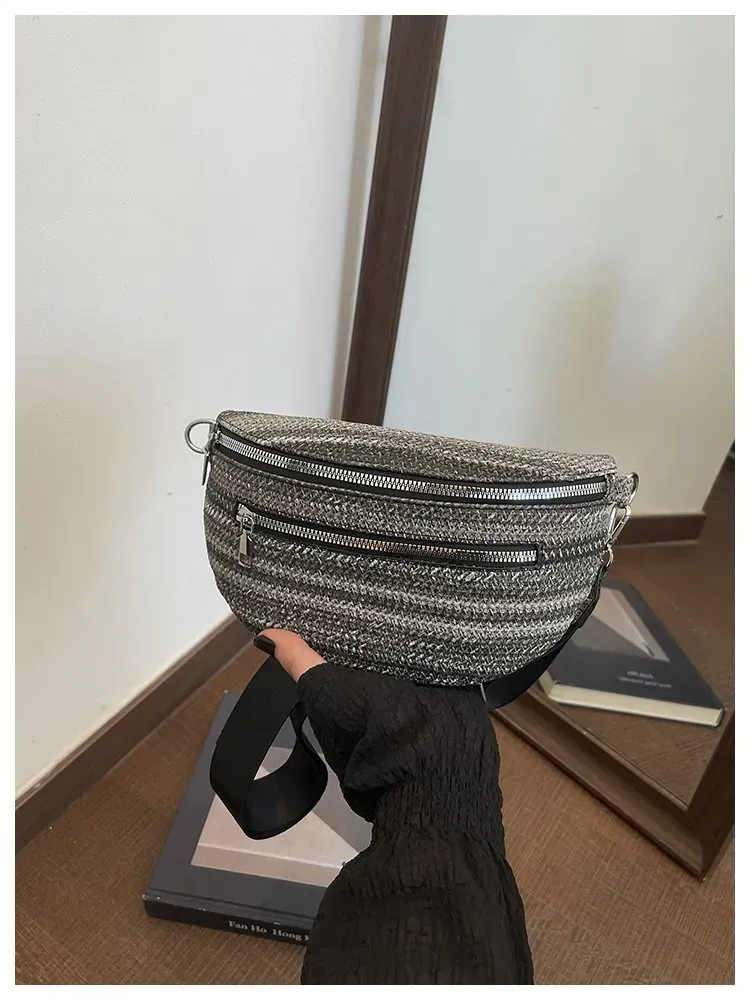 Tas Selempang Wanita Bahan PU Sintetis Motif Print Bentuk Crescent Tali Lebar Mini Grosir