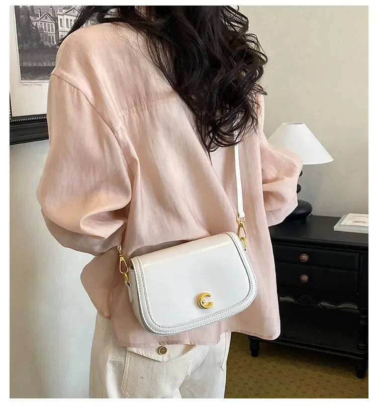 Tas Selempang Wanita Bahan PU Sintetis Polos Warna Hitam Bentuk Kotak Tali Stok Grosir