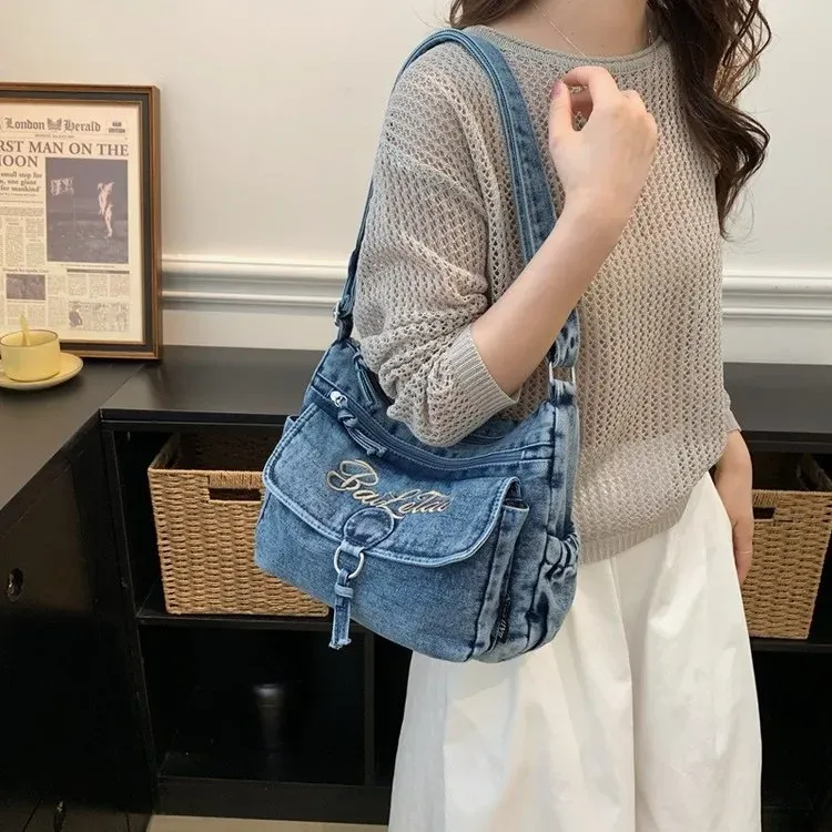 Tas Selempang Wanita Bahan PU Sintetis Polos Warna Biru Bentuk Kotak Tali untuk Reseller