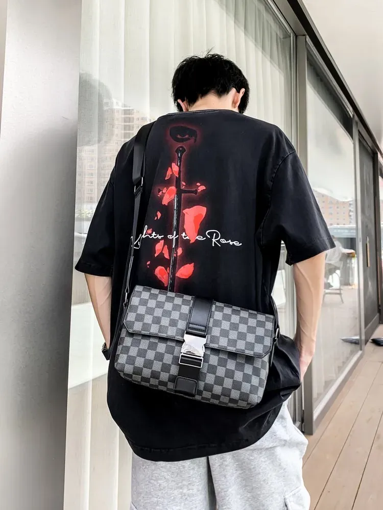 Tas Selempang Pria Bahan Kain Motif Polkadot Warna Hitam Bentuk Kotak Tali Grosir Import