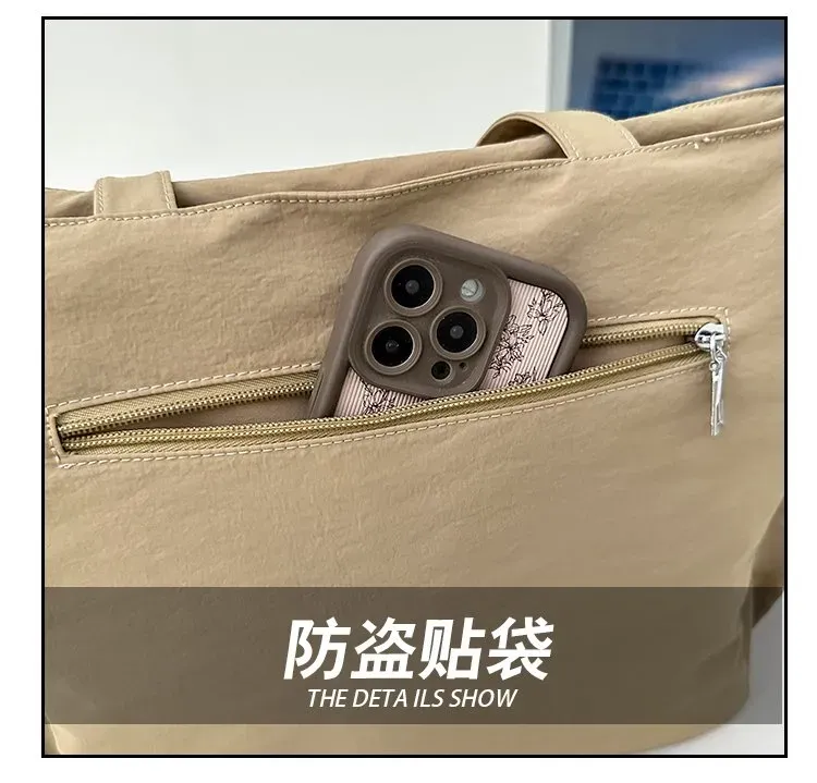 Tas Selempang Wanita Bahan Nylon Polos Bentuk Kotak Tali Lebar Resleting Stok China