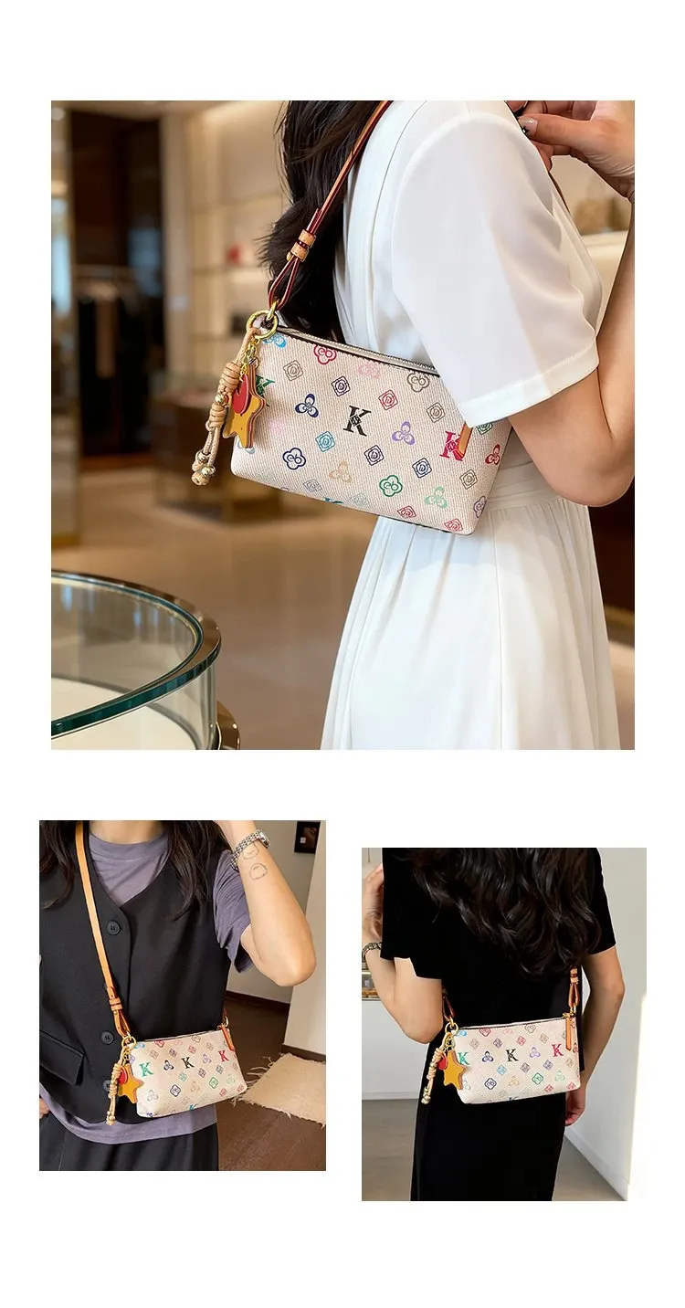 Tas Selempang Wanita Bahan PU Sintetis Motif Print Bentuk Kotak Tali Panjang Dengan Gantungan