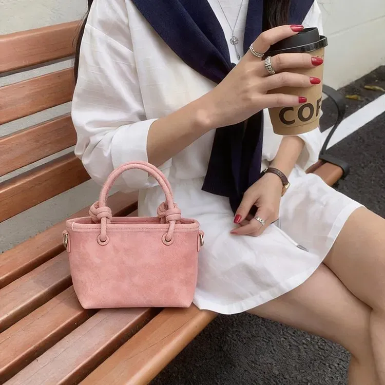 Tas Selempang Wanita Bahan PU Sintetis Polos Warna Hitam Bentuk Kotak Tali Resleting Grosir