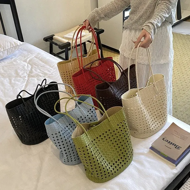 Tas Bucket Wanita Bahan PU Sintetis Polos Warna Pink Bentuk Bucket Tali Panjang Grosir Import