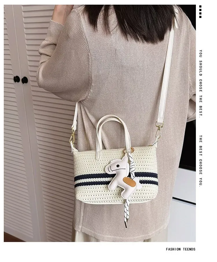 Tas Selempang Wanita Bahan PU Sintetis Motif Garis Warna Hitam Bentuk Kotak Tali Motif Floral