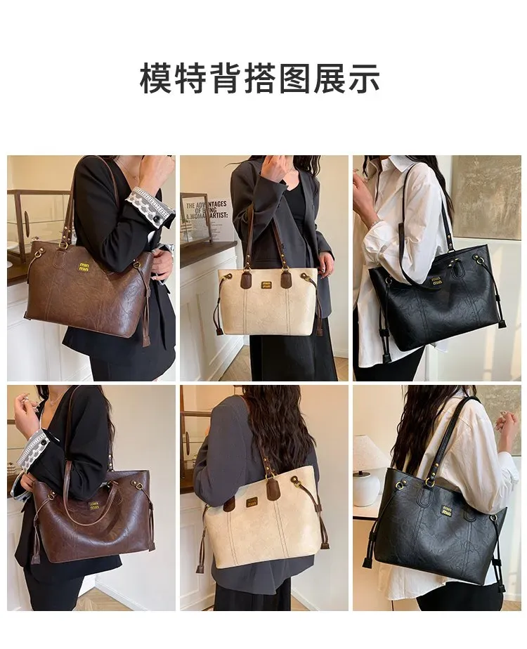 Tas Selempang Wanita Bahan PU Sintetis Polos Bentuk Kotak Tali Panjang Resleting untuk Reseller