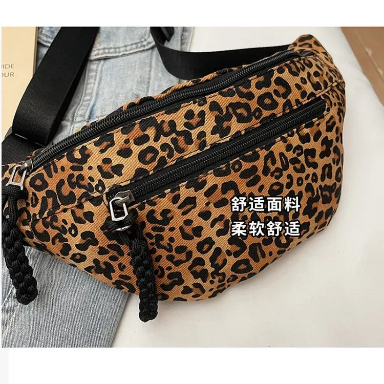 Tas Selempang Wanita Bahan Nylon Motif Print Bentuk Kotak Tali Lebar Resleting untuk Jualan