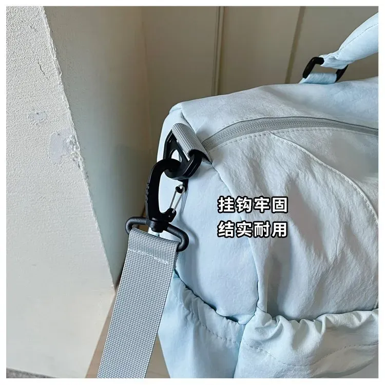 Tas Selempang Wanita Bahan Nylon Polos Warna Biru Bentuk Kotak Tali Panjang untuk Travel