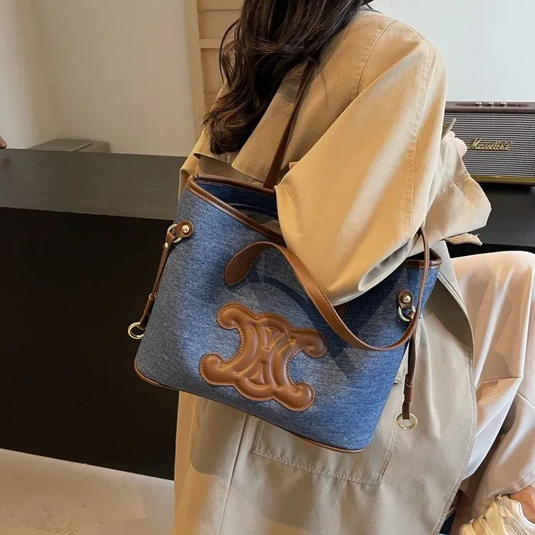 Tas Selempang Wanita Bahan PU Sintetis Polos Warna Putih Bentuk Kotak Tali Warna Cokelat