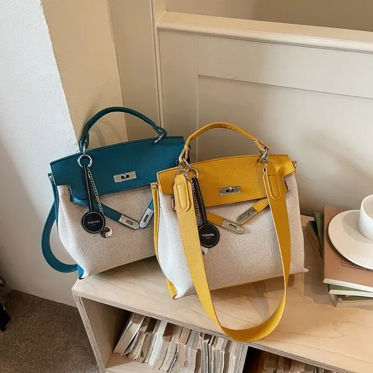 Tas Selempang Wanita Bahan PU Sintetis Polos Warna Putih Bentuk Kotak Tali Warna Cokelat