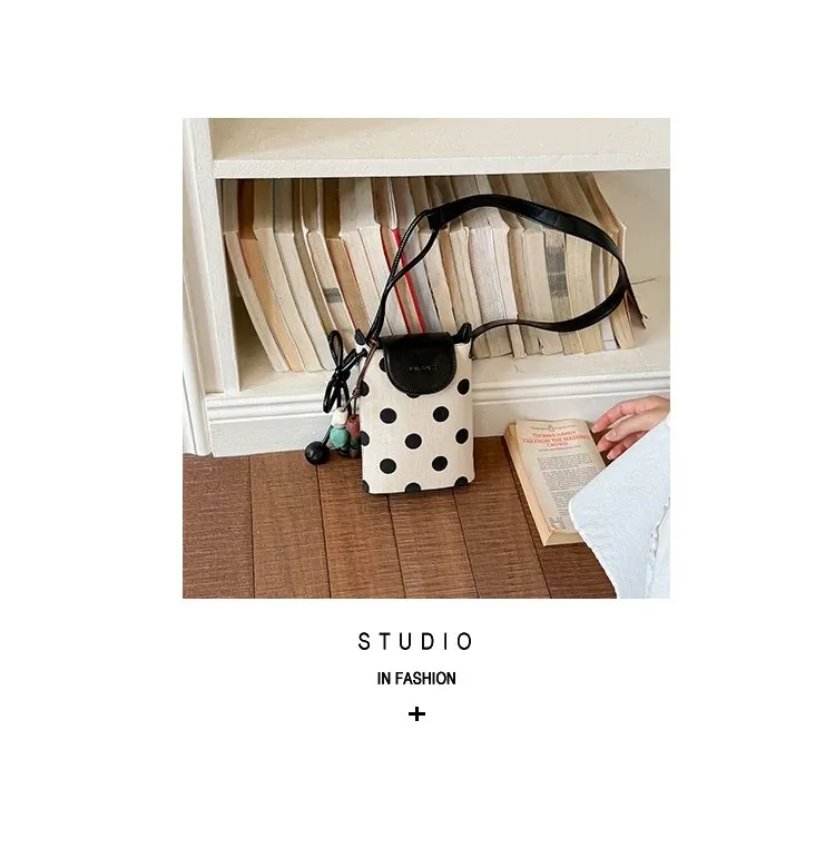 Dompet Wanita Bahan PU Sintetis Motif Polkadot Warna Hitam Bentuk Kotak Tali Grosir Import