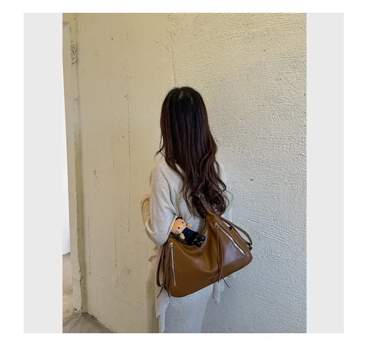Tas Selempang Wanita Bahan PU Sintetis Polos Warna Hitam Model Hobo Tali Panjang Stok China
