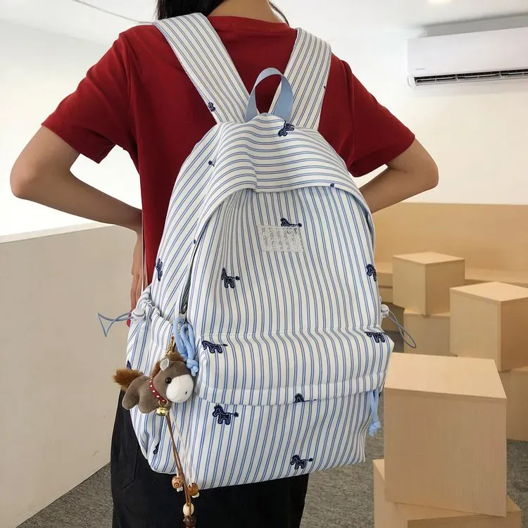 Tas Ransel Wanita Bahan Nylon Motif Print Warna Putih Bentuk Kotak Tali Lebar Motif Floral