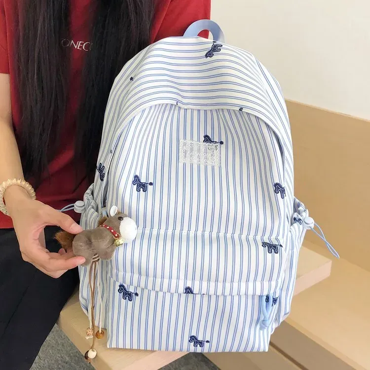 Tas Ransel Wanita Bahan Nylon Motif Print Warna Putih Bentuk Kotak Tali Lebar Motif Floral