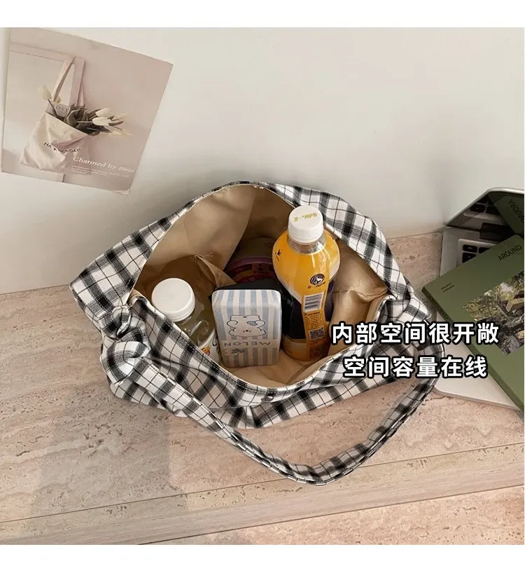 Tas Selempang Wanita Bahan PU Sintetis Motif Print Warna Hitam Model Hobo Tali Grosir Import