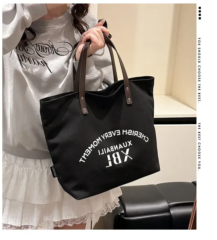Tas Tote Wanita Bahan Oxford Motif Print Warna Hitam Bentuk Kotak Tali Lebar Grosir Import kategori tas selempang grosir