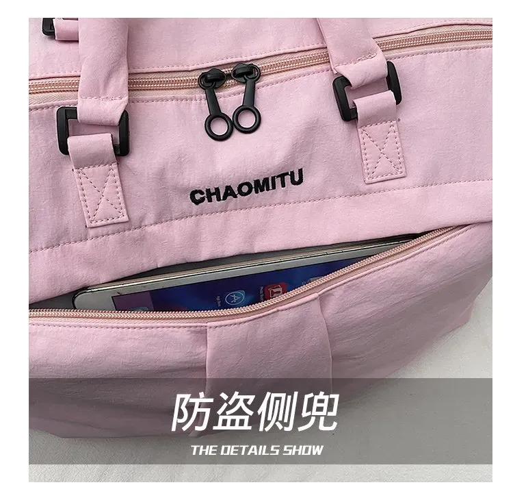 Tas Selempang Wanita Bahan Nylon Polos Warna Hitam Bentuk Kotak Tali Panjang untuk Travel