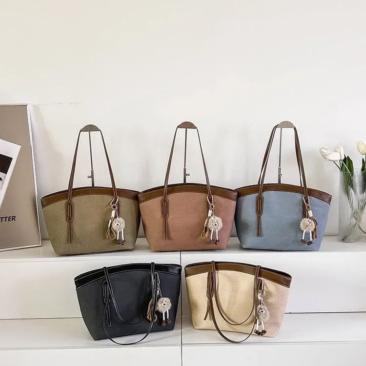 Tas Selempang Wanita Bahan Oxford Polos Warna Hitam Bentuk Kotak Tali Lebar Bahan Kanvas
