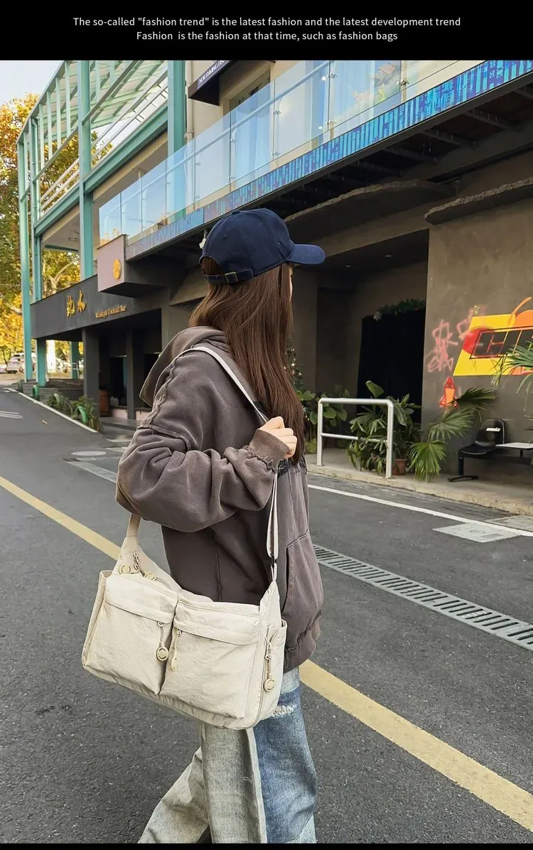 Tas Selempang Pria Bahan Nylon Polos Warna Hitam Bentuk Kotak Tali Panjang Resleting Grosir