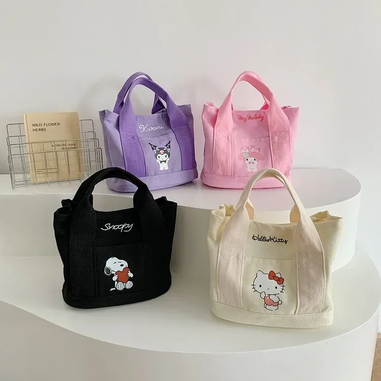 Tas Selempang Wanita Bahan Nylon Polos Warna Hitam Bentuk Kotak Tali Panjang Resleting Grosir