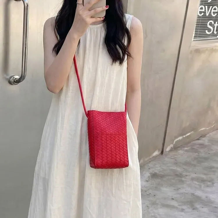 Tas Selempang Wanita Model Quilted Warna Hitam Bentuk Kotak Tali Panjang Grosir Import