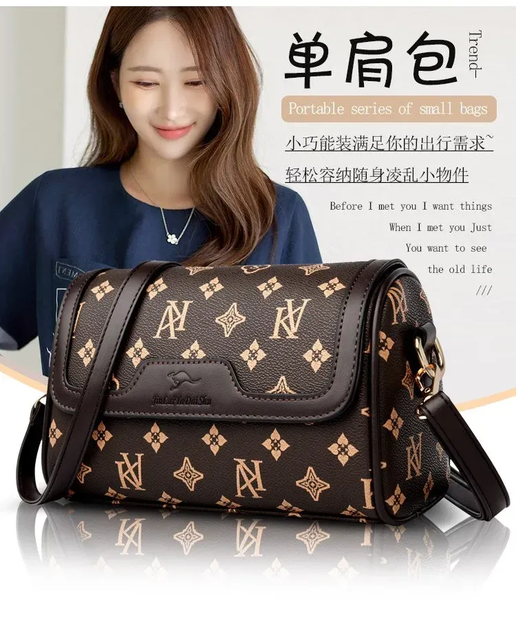 Tas Selempang Wanita Bahan Kain Motif Print Warna Gold Bentuk Kotak Tali Panjang Grosir Import