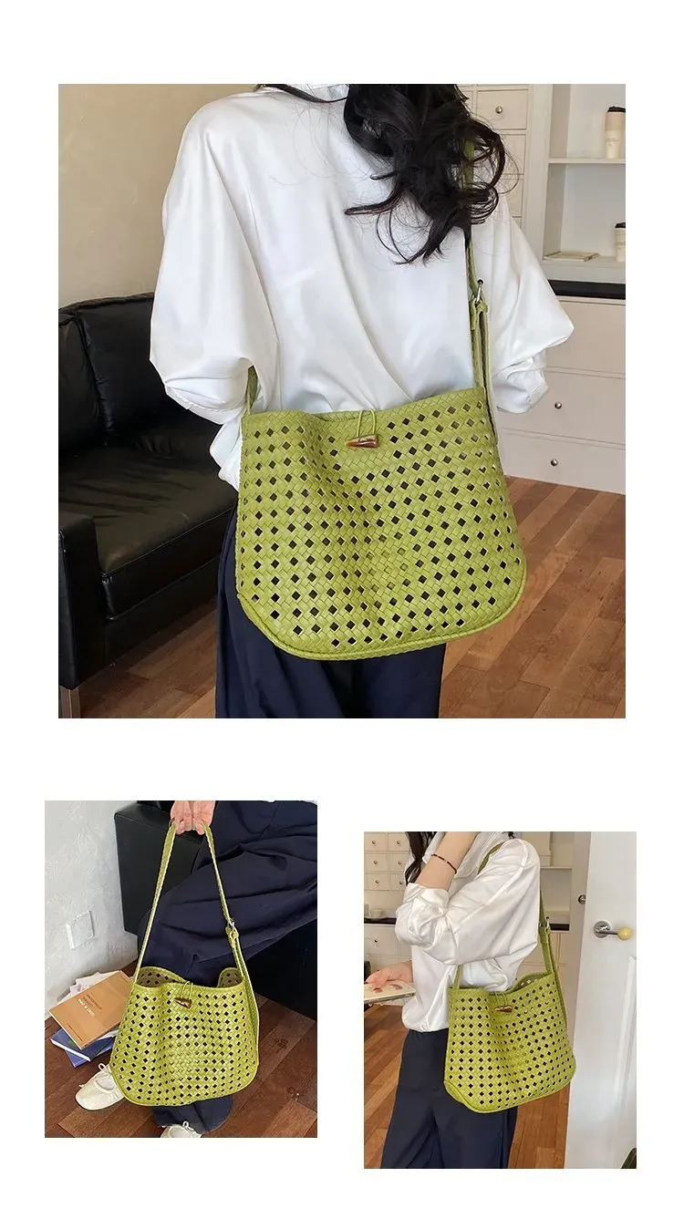 Tas Selempang Wanita Bahan PU Sintetis Tekstur Anyam Warna Hitam Bentuk Crescent Grosir Import