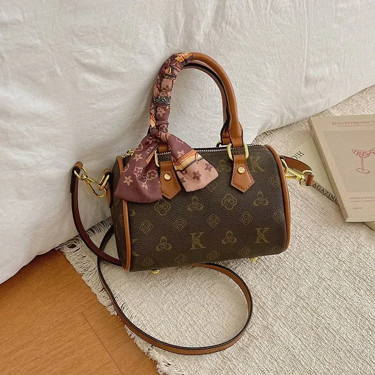 Tas Bucket Wanita Bahan PU Sintetis Motif Print Bentuk Bucket Tali Panjang Grosir Import