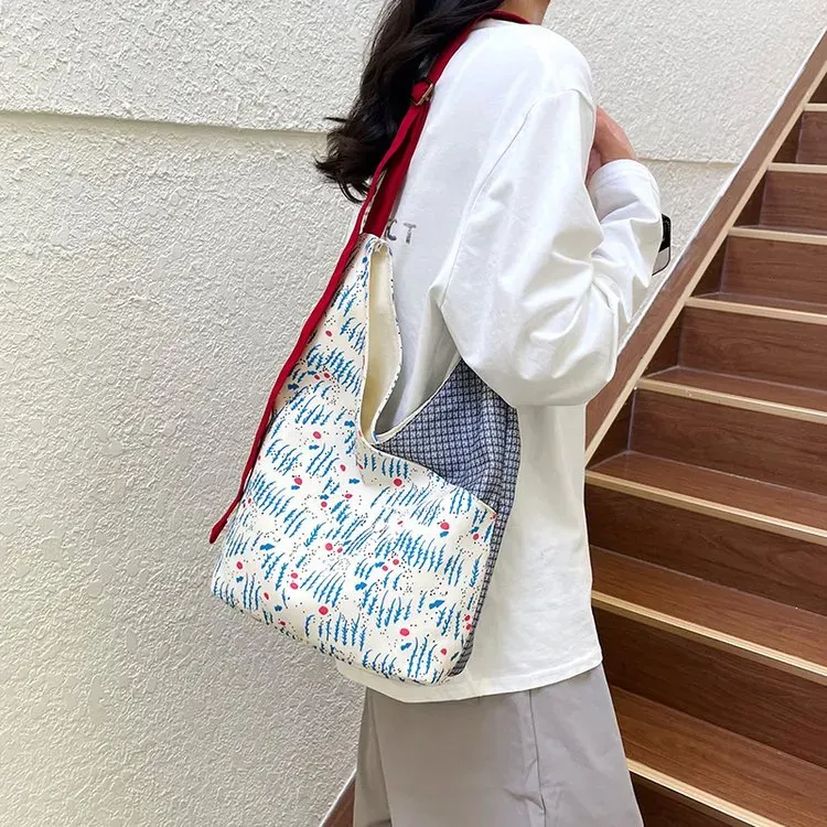 Tas Tote Wanita Bahan PU Sintetis Motif Print Warna Hitam Bentuk Kotak Tali Grosir Import