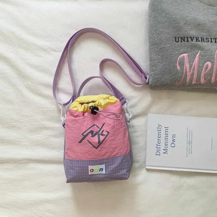 Tas Bucket Anak Bahan Nylon Motif Print Warna Pink Bentuk Bucket Tali Panjang Grosir Import