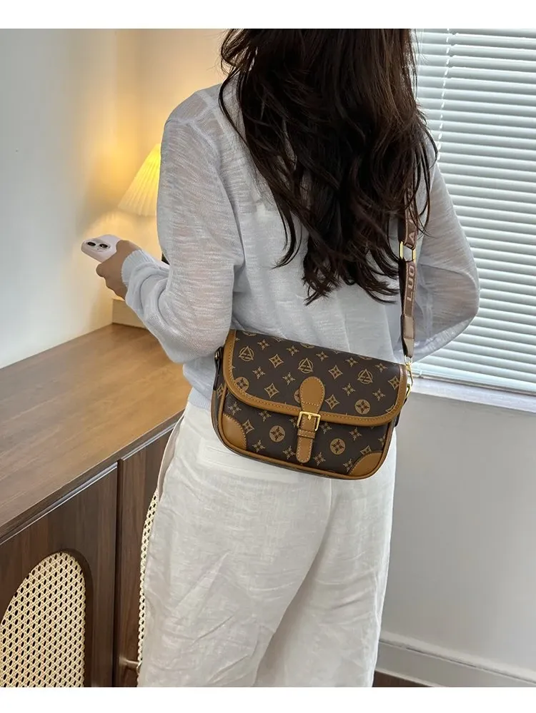 Tas Selempang Wanita Bahan PU Sintetis Motif Print Bentuk Kotak Tali Lebar Grosir Import