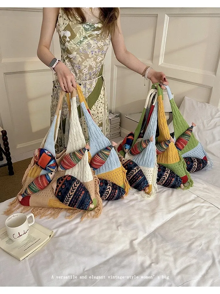 Tas Selempang Wanita Bahan PU Sintetis Motif Print Warna Putih Bentuk Kotak Tali Koleksi