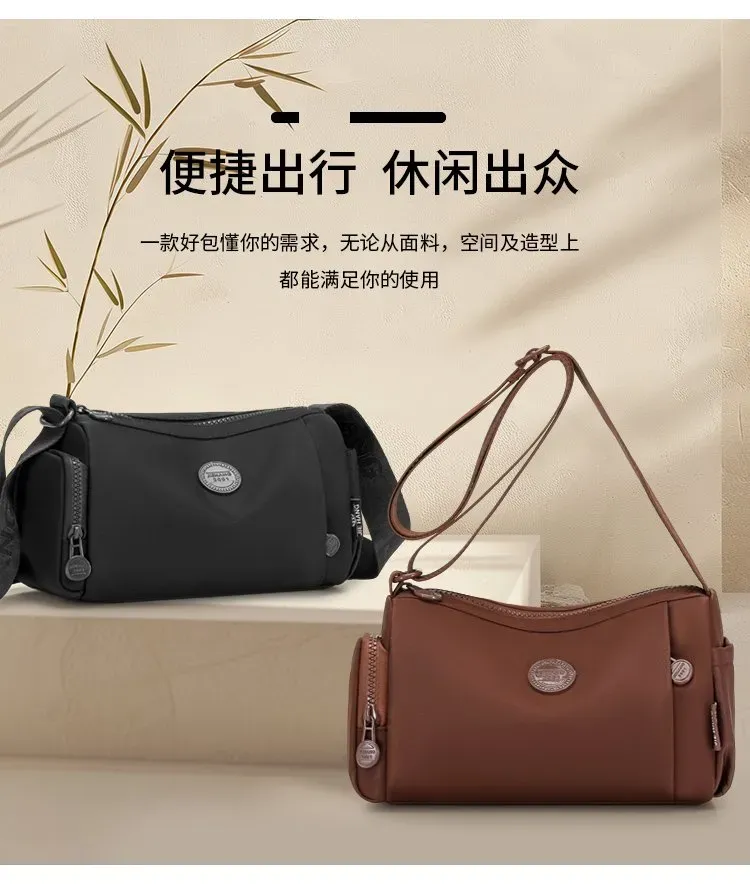 Tas Selempang Wanita Bahan Nylon Polos Warna Hitam Bentuk Kotak Tali Panjang Stok Grosir
