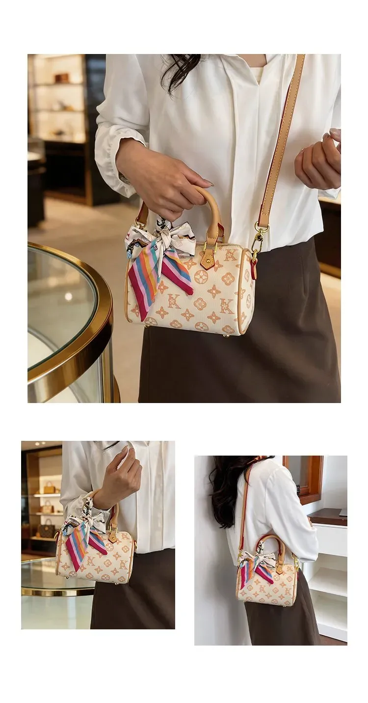 Tas Selempang Wanita Bahan PU Sintetis Motif Print Warna Biru Bentuk Kotak Tali Resleting
