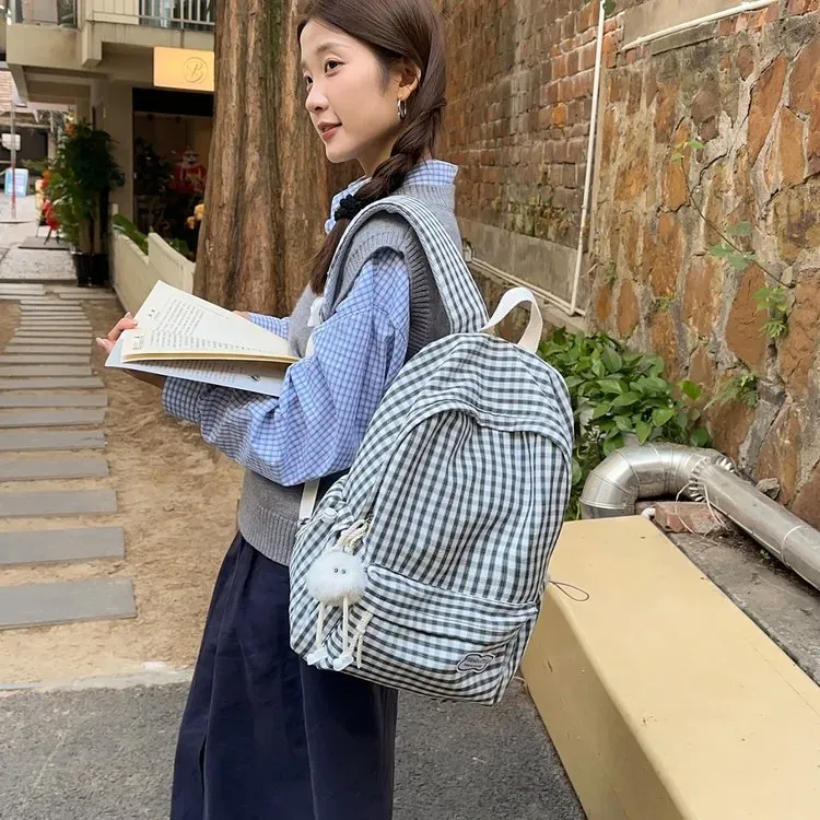 Tas Ransel Wanita Bahan PU Sintetis Motif Polkadot Warna Hitam Bentuk Kotak Tali