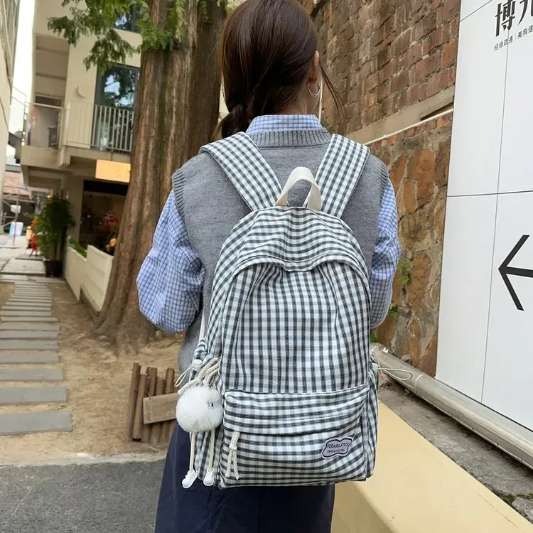 Tas Ransel Wanita Bahan PU Sintetis Motif Polkadot Warna Hitam Bentuk Kotak Tali
