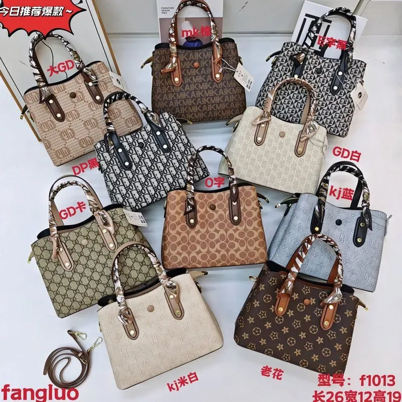 Tas Selempang Wanita Bahan Oxford Motif Print Bentuk Kotak Tali Lebar Model Flap Grosir Import kategori tas selempang grosir